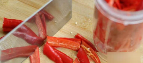 素食酸辣酱的配方是什么,酸辣酱的做法及配方窍门图6