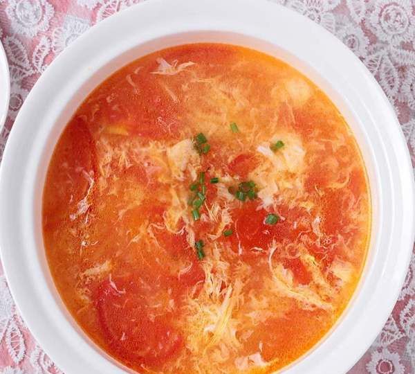 制作番茄汤料的注意事项,最简单的西红柿鸡蛋汤图1