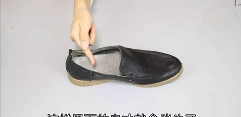 帆布鞋胶味重怎么办,鞋子很大的胶味怎么办对身体有害图4