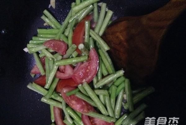 西红柿豆角怎么做好吃,西红柿炖豆角的做法窍门图9