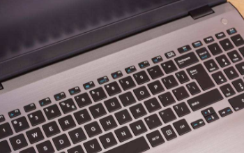 键盘变数字怎么调回来,笔记本电脑键盘字母变成数字